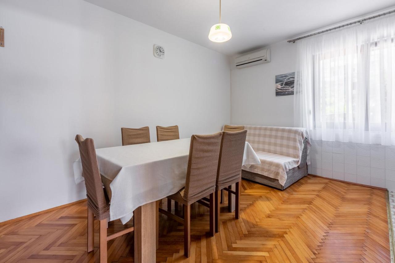 Apartments Mirena Crikvenica Exterior foto