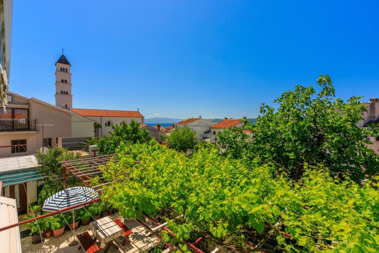 Apartments Mirena Crikvenica Exterior foto